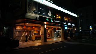 ホテルのそばにあったので行ってみた。