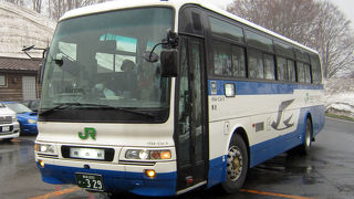 八甲田山を望む。