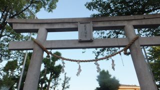 川崎大師に程近い神社