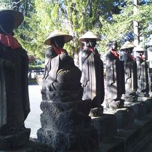 六地蔵様もいらっしゃいました