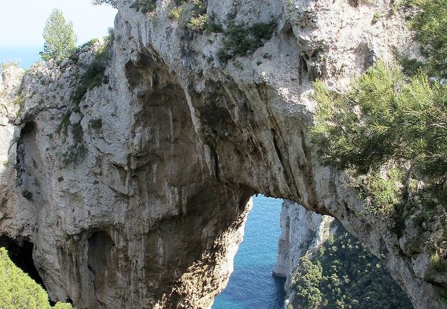 カプリの町から歩いて行ける絶景ポイントのひとつ