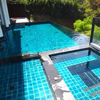 お部屋のプライベートプールです。