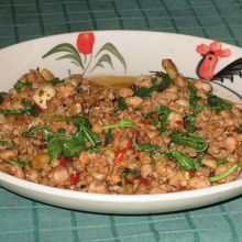 ガパオとごはん。　ホテルに持って帰って、ゆっくり食べました。