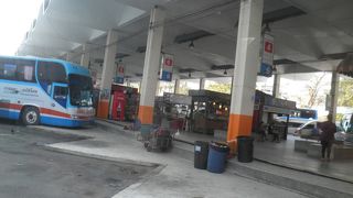 シラッチャ行きのバス