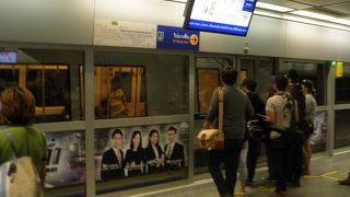 清潔で快適な地下鉄