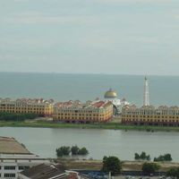 部屋からマラッカ海峡が見えました