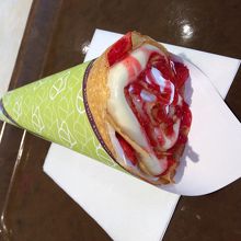 生いちごクレープ