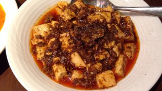 やっぱりマーボ豆腐、担担麺は美味しい。カフェとしても利用できます。