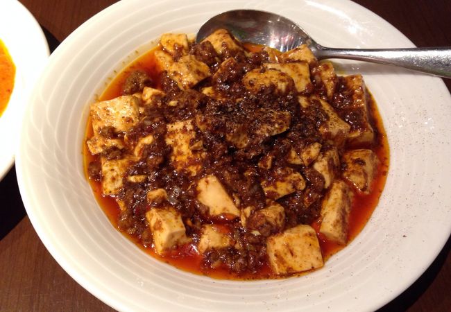 やっぱりマーボ豆腐、担担麺は美味しい。カフェとしても利用できます。