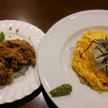 唐揚げと和風オムライス