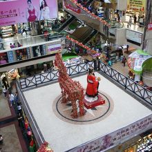 みーんな偽物風に見えたけど