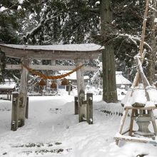 雪国の神社