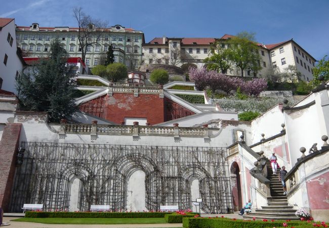 レデブール庭園 (花壇)