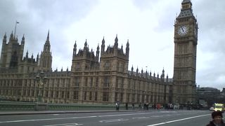 ロンドンに言ったら毎回見たくなる,何回見ても飽きない