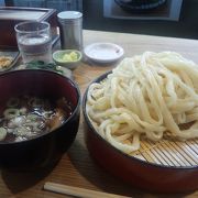 これぞ武蔵野うどん！（女性は量に注意）