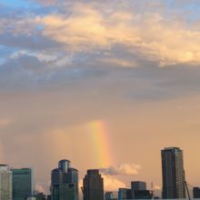 日が暮れるまでまっている間に出た虹