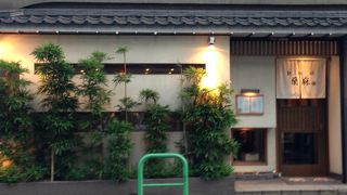 テレビでも紹介される黒毛和牛の鉄板焼の店