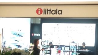 入口にムーミンのカップとかあってすごく綺麗でした