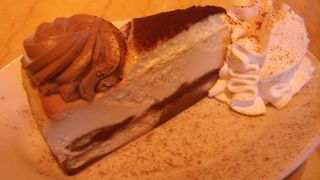 チーズケーキがとにかくおいしい