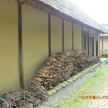 昔、薪を燃料にしていたようです。