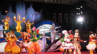 世界の料理が登場