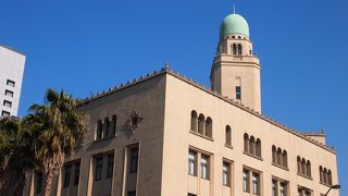 横浜三塔のひとつ、クイーン