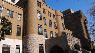 重厚感のある建物