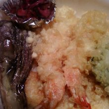 お持ち帰り用天丼です。