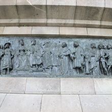 Introduction to King and Queen