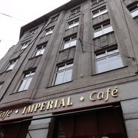 カフェインペリアル側の建物
