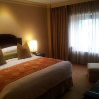 ベッドルーム・落ち着いたインテリア