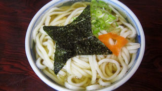 地元の食堂といった印象。