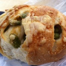 枝豆入りフランスパン