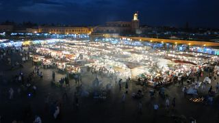 フナ広場が一望できるオススメカフェ