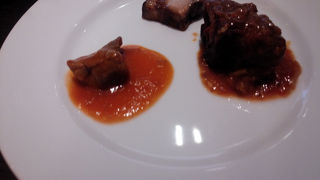 マキシムドパリのビュッフェ。