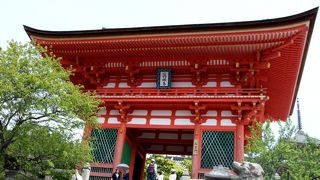 清水の舞台、まさに京都