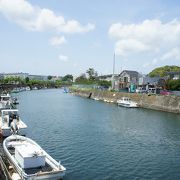 上流に向かっての平作川の風景など