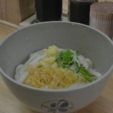 つややかなうどん。