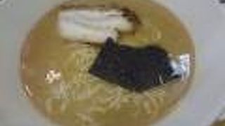 名代ラーメン亭 (バスチカ デ ナール店)