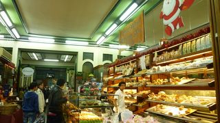 伝統的ポルトガル菓子は素朴な美味しさ。