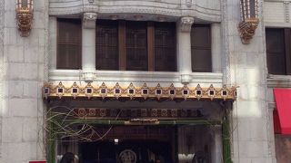 ファサードが凄い