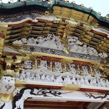 補修工事も終わり、色鮮やかでした。