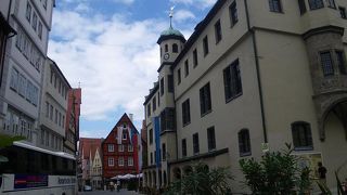 クレーターの上です