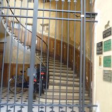 アパルトマンになっているよう。