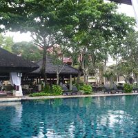 クラブルーム専用プール。かなり落ち着きます