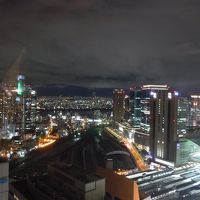 ラウンジからの夜景もきれいです