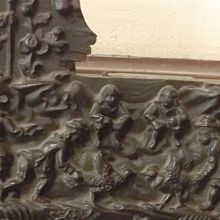 鶏、闘わせて遊ぶ or 賭ける