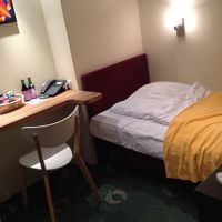 ベッド＆テーブル