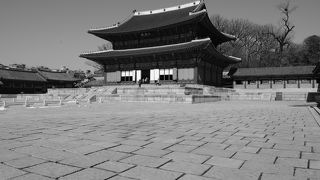 ソウル市内の他の宮とあまり変わらない