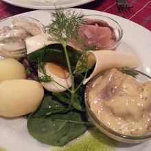 これは　一品料理のニシン3種盛り